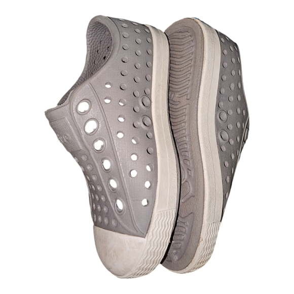 Native Shoes - Picture 5 of 7